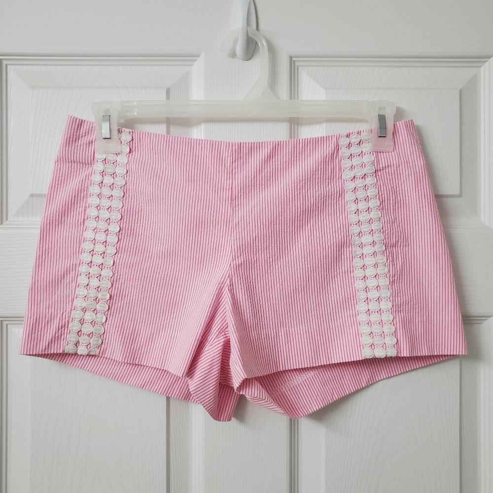 Lilly Pulitzer Pink And White Striped Seersucker With Lace Trim Shorts Size 6